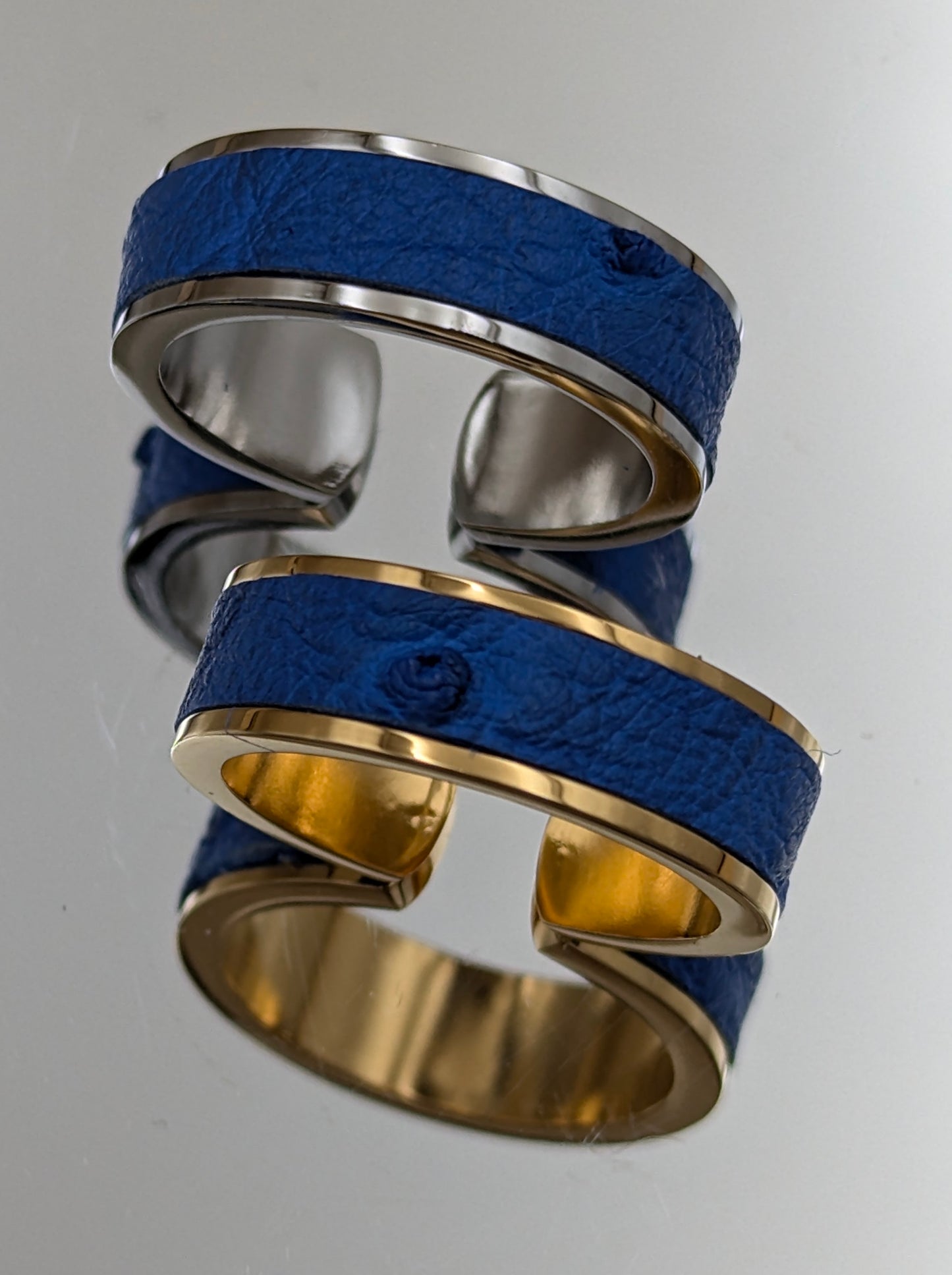 Bague anneau ouvert AUTRUCHE