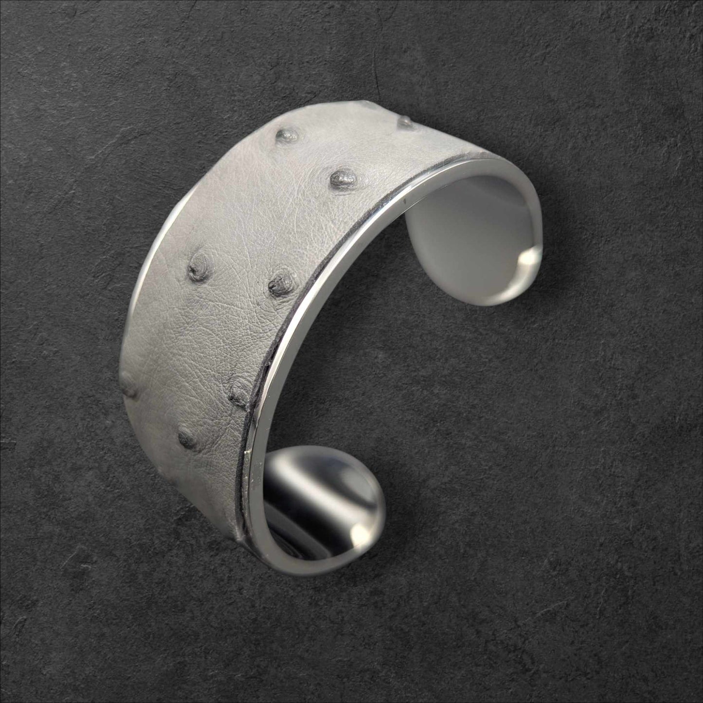 Bracelet Manchette AUTRUCHE