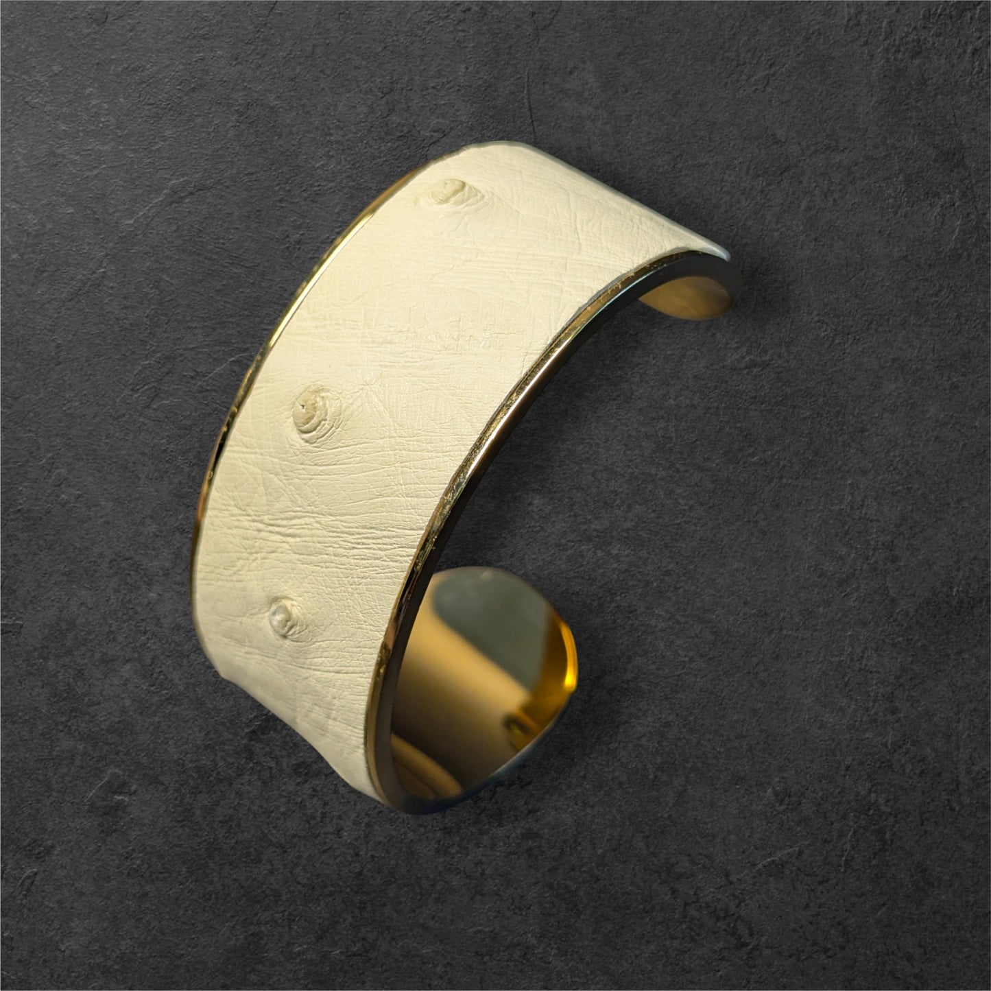 Bracelet Manchette AUTRUCHE