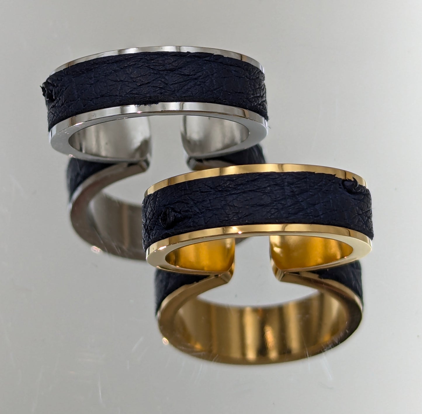 Bague anneau ouvert AUTRUCHE