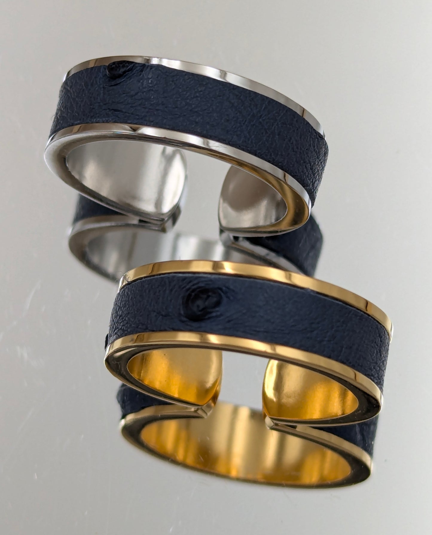 Bague anneau ouvert AUTRUCHE