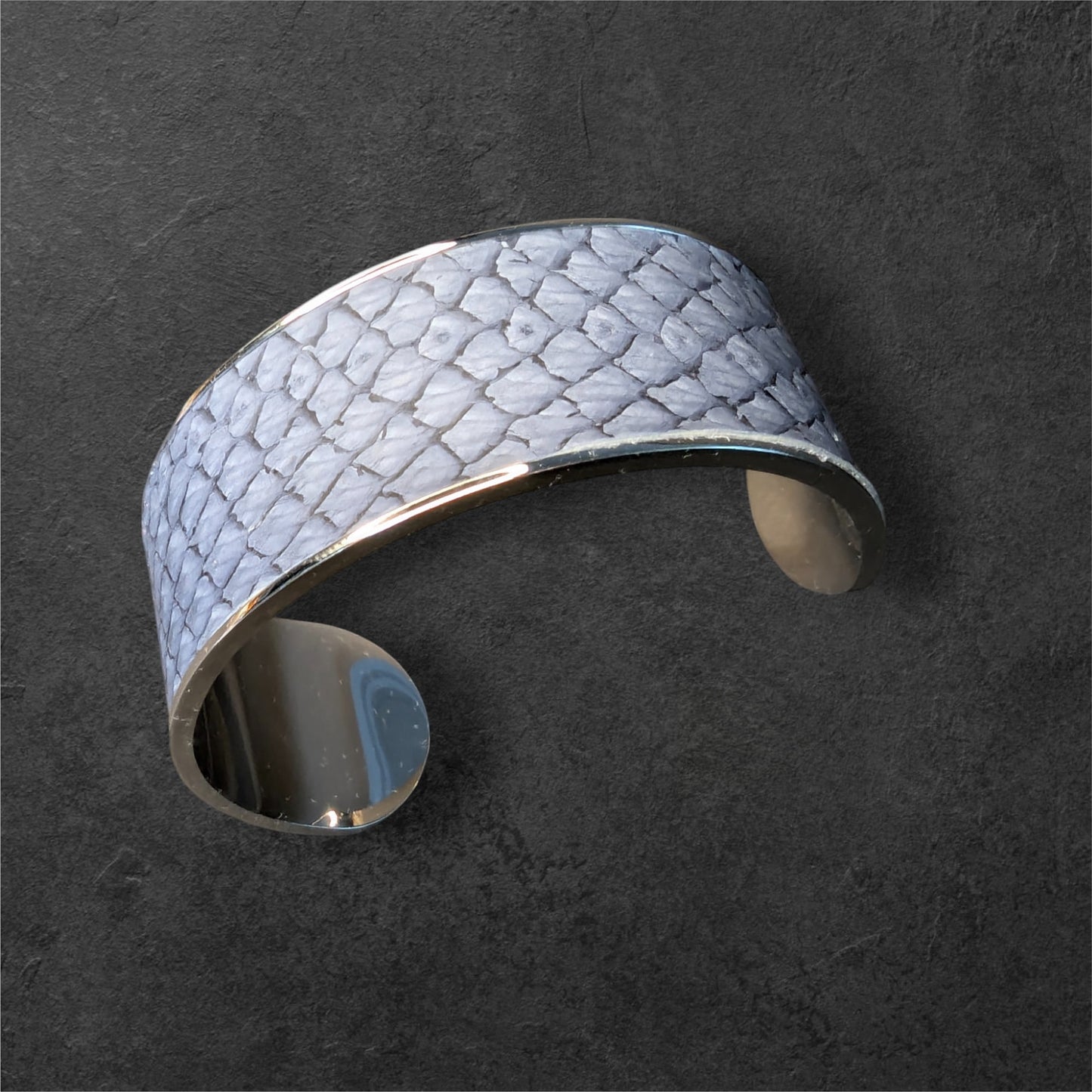 Bracelet Manchette SAUMON