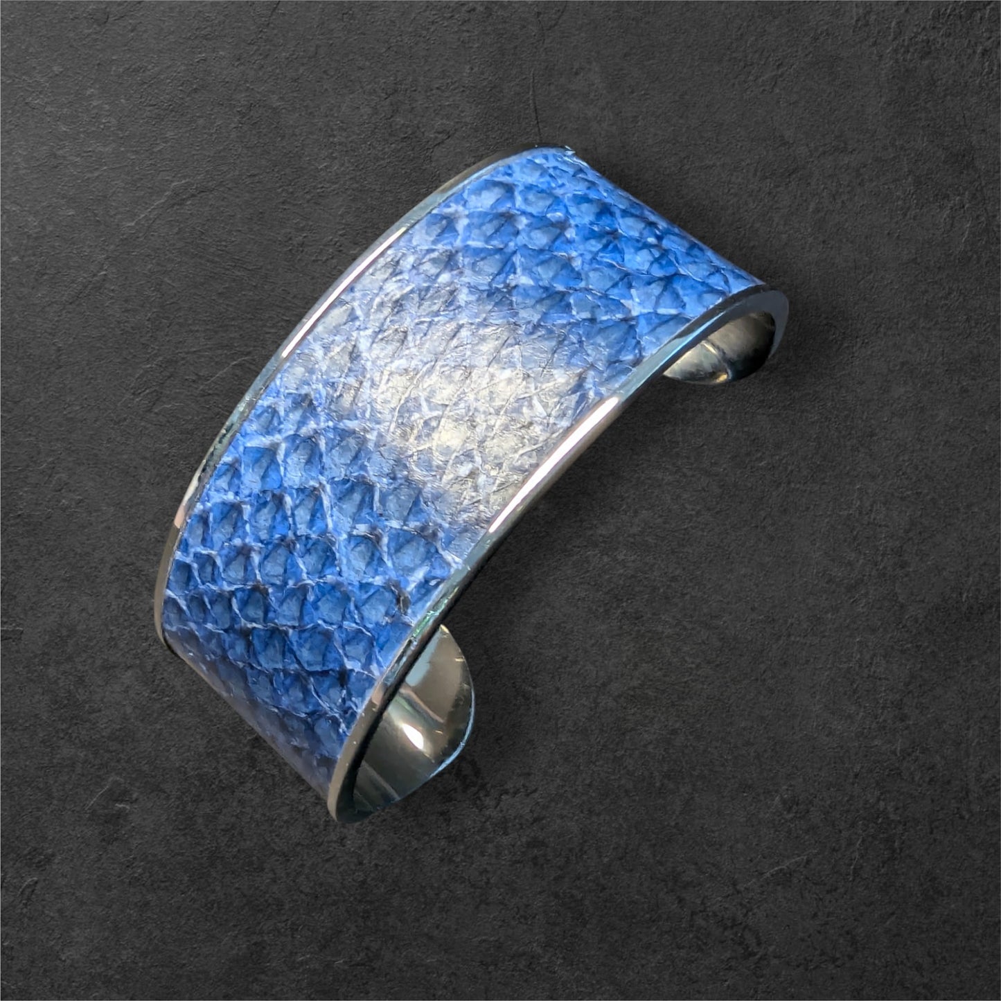 Bracelet Manchette SAUMON