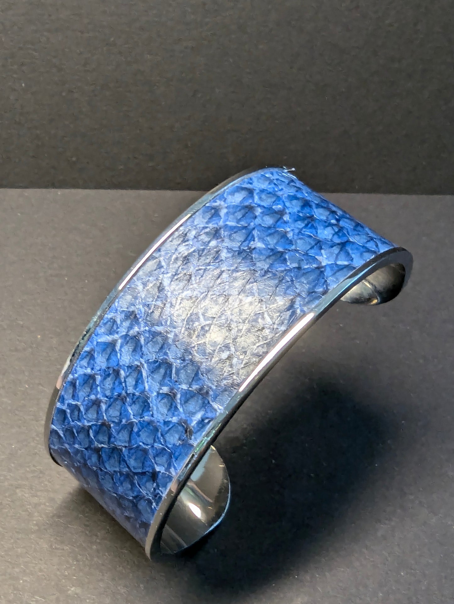 Bracelet Manchette SAUMON