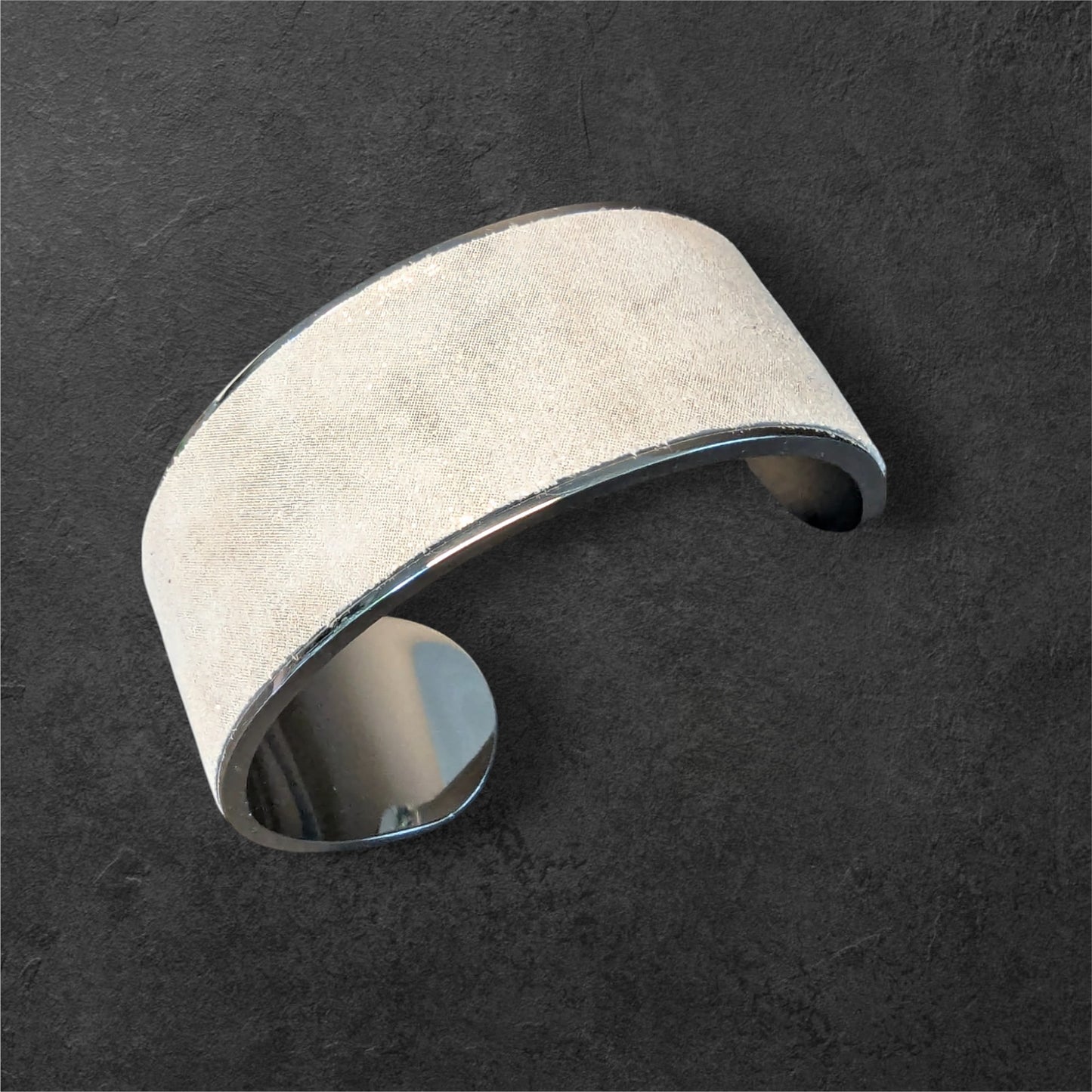 Bracelet Manchette VEAU