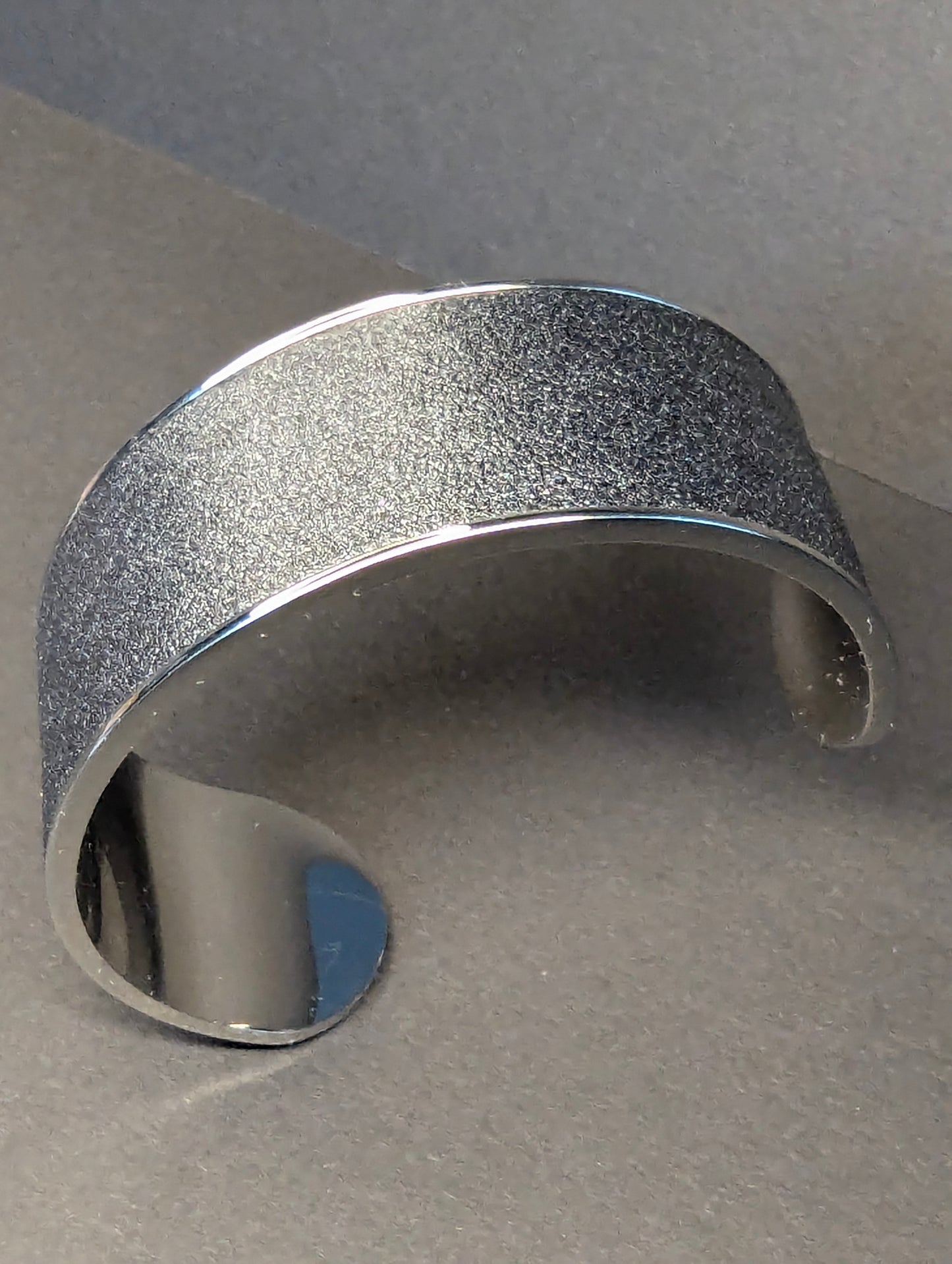 Bracelet Manchette VEAU